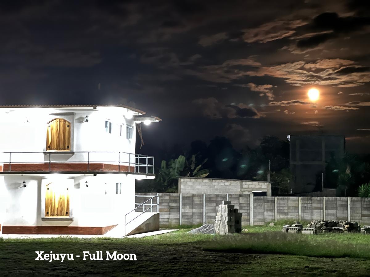 November Praises & Requests! Look at that beautiful full moon at Xejuyu!